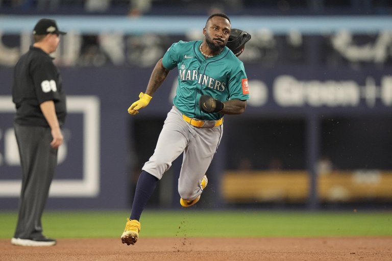 Why Eugenio Suarez Is One Of The Hottest Free Agent Names Heading Into MLB's Winter Meetings