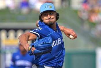 Spring Temperature Check: Who's Hot and Who's Cold in Royals Camp? (Feb 20-22)