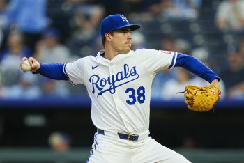 Royals Option Ryan Bergert, Three Others and Send Helcris Olivarez to Minor League Camp
