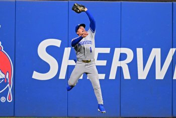 Breaking Down Isaac Collins’s Defensive Regression