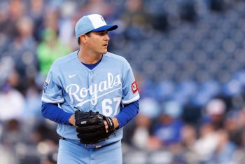 Seth Lugo Is Throwing All The Pitches, And They're All Working For Him