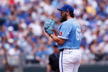 The Strange Case That Is Making Randy Dobnak's Lack Of Velocity Work